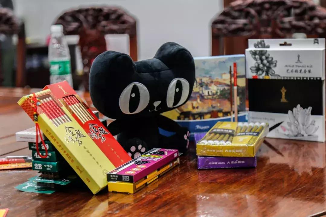 人生第一根钢笔,人生中第一支钢笔作文