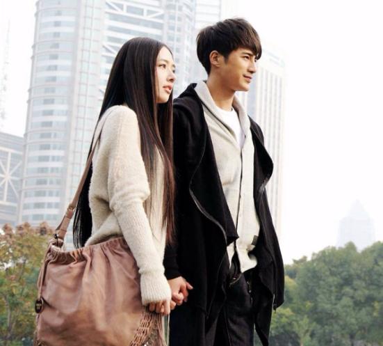 姜潮麦迪娜在婆婆面前秀恩爱,姜潮妈妈和麦迪娜的婆婆