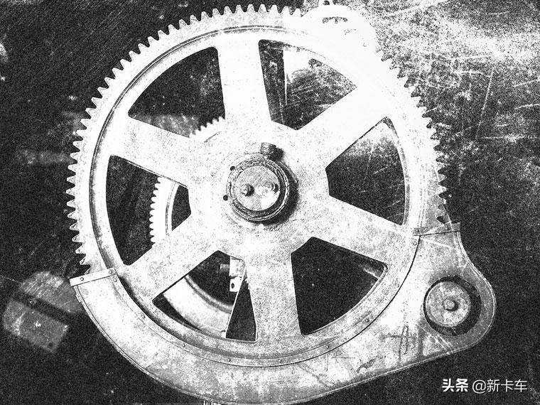 亚星客车是哪里生产的,亚星客车最老的车型是哪一款了呢