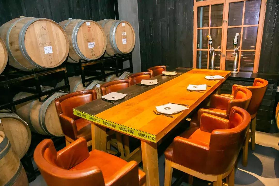 叫板星巴克臻选工坊！“酿酒工厂”鹅岛搞事啦，出了魔都限定款！