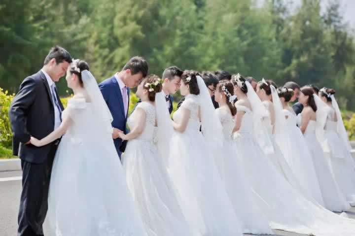 扬州一场33年前的集体婚礼，在抖音上火了