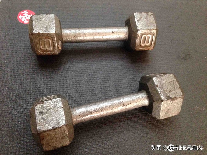 家庭健身需要哪些健身器材,最有效家庭健身动作