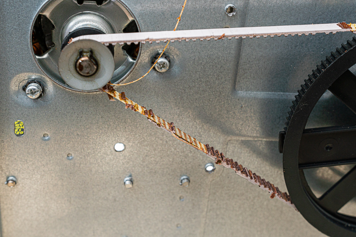 厨师机和烘焙机有什么区别,做烘焙要面包机好还是厨师机好