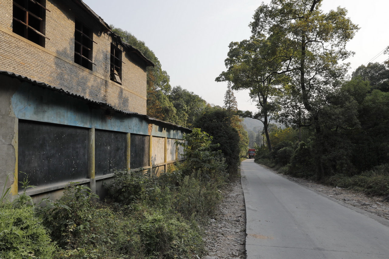 三线系列之13:国营二三八厂,国营湖北华中精密仪器厂