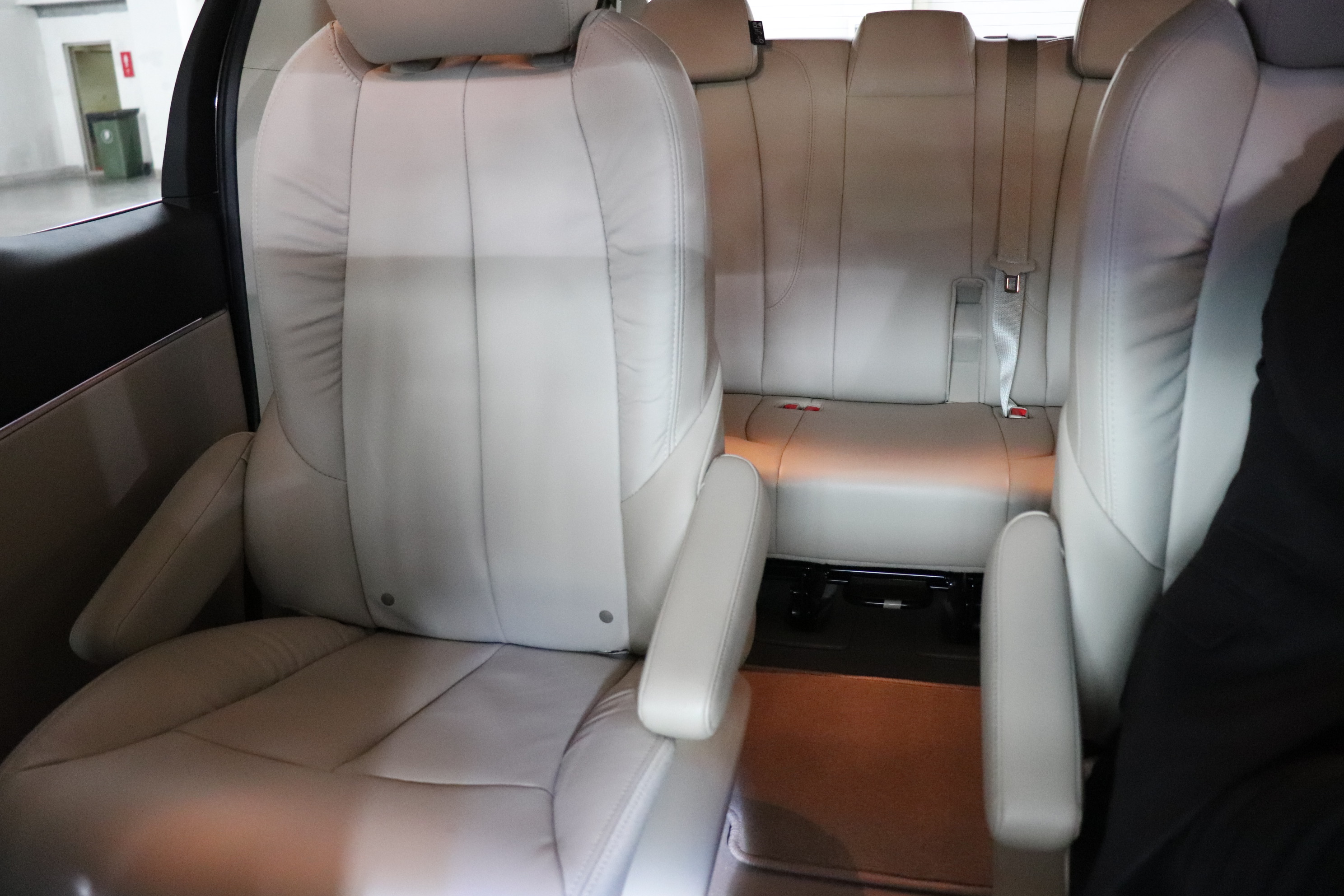 老婆为何不同意买车,想卖车老婆不同意