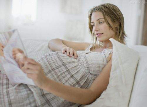 怀孕5个月失眠会对胎儿有影响吗,怀孕六个月失眠睡不着怎么回事