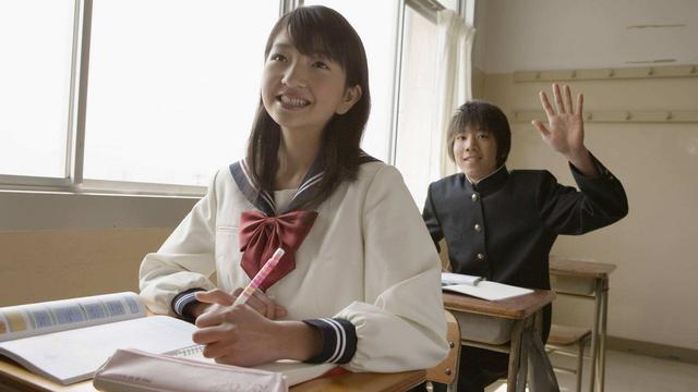 胎儿教育：怀孕八月医疗预防，胎儿的位置，确定分娩方法