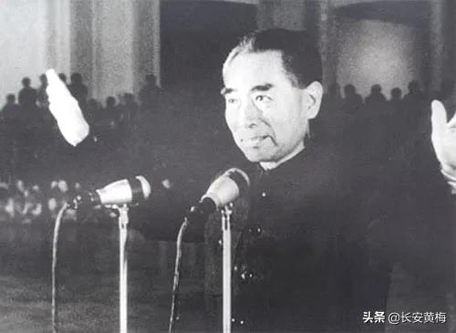 国外不相信中国成功爆炸原*弹子**，周总理用了两招，传遍世界