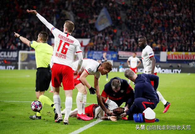 惊魂一刻波尔多边锋球场昏厥,欧冠惊魂2019