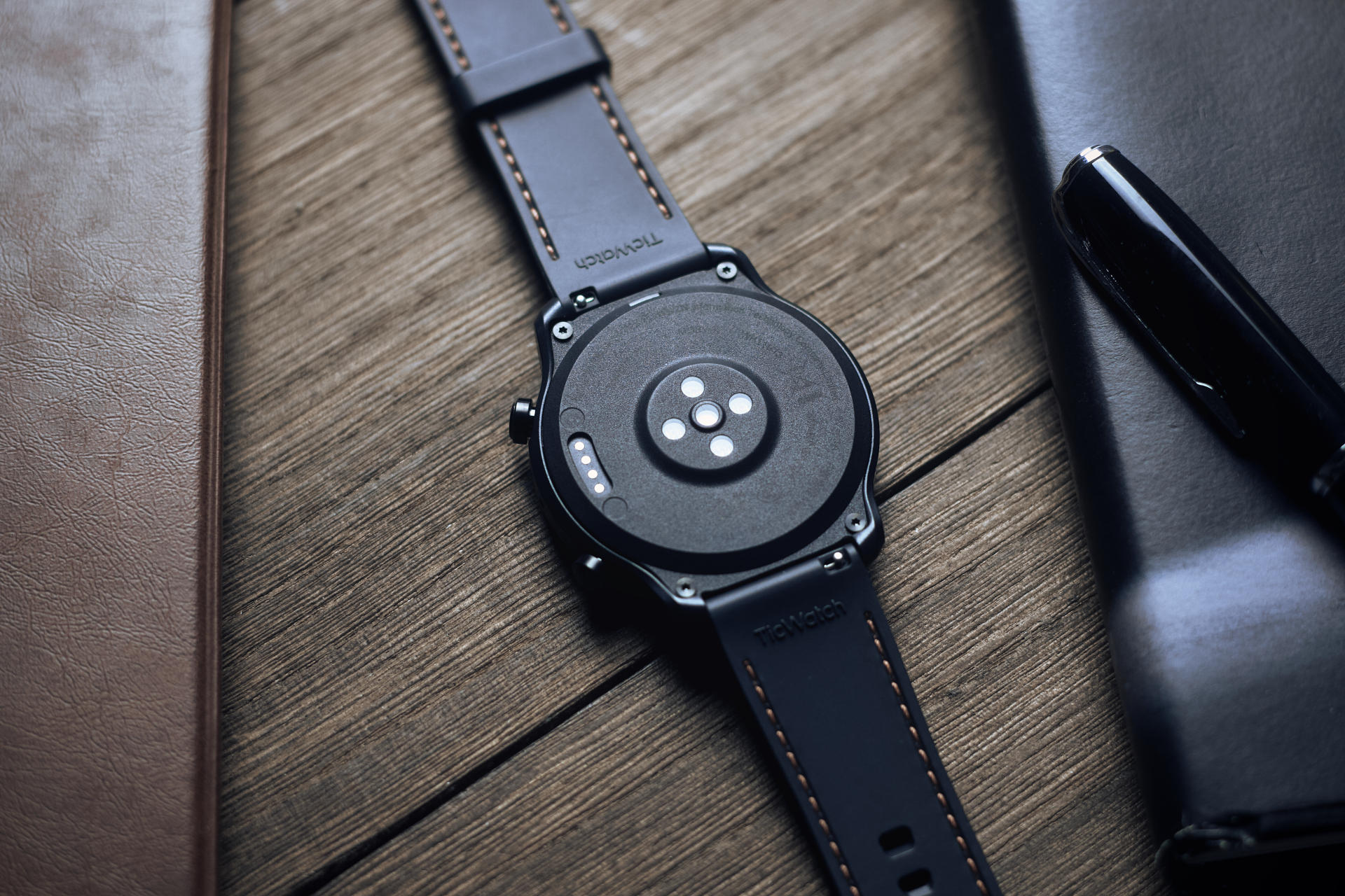 ticwatchpro3老款和新款,ticwatchpro3尊享版评测