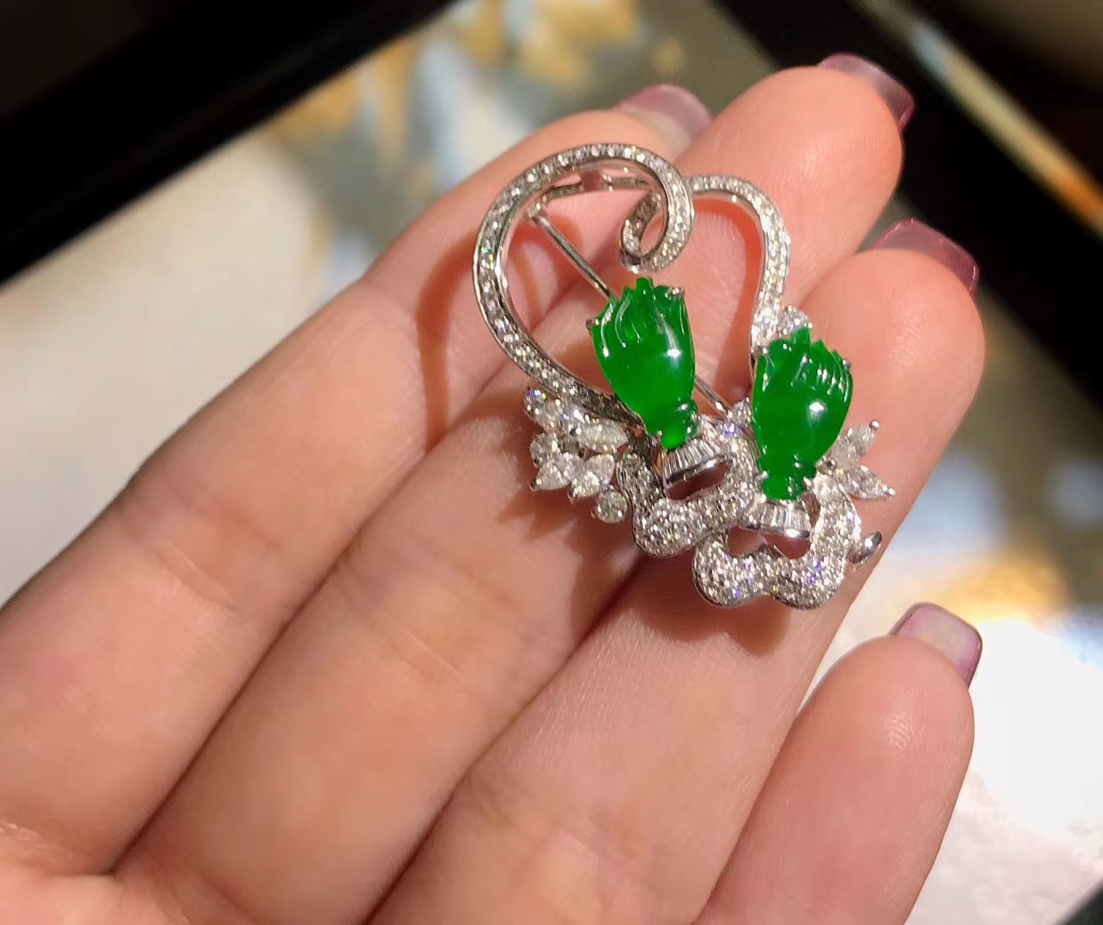 玉雕掌上明珠佛手寓意,玉雕佛手的寓意和象征是什么