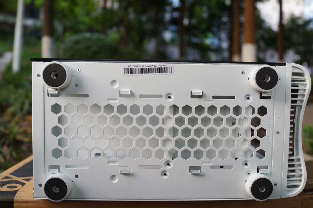 tt挑战者h3机箱,挑战者h3机箱图片