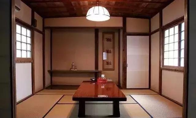 恋恋冲绳丨有一种海水的蓝，叫做“果冻蓝”