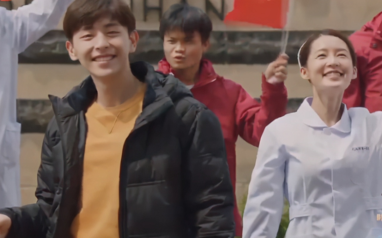 李沁谈撤单身声明,李沁撤销单身声明