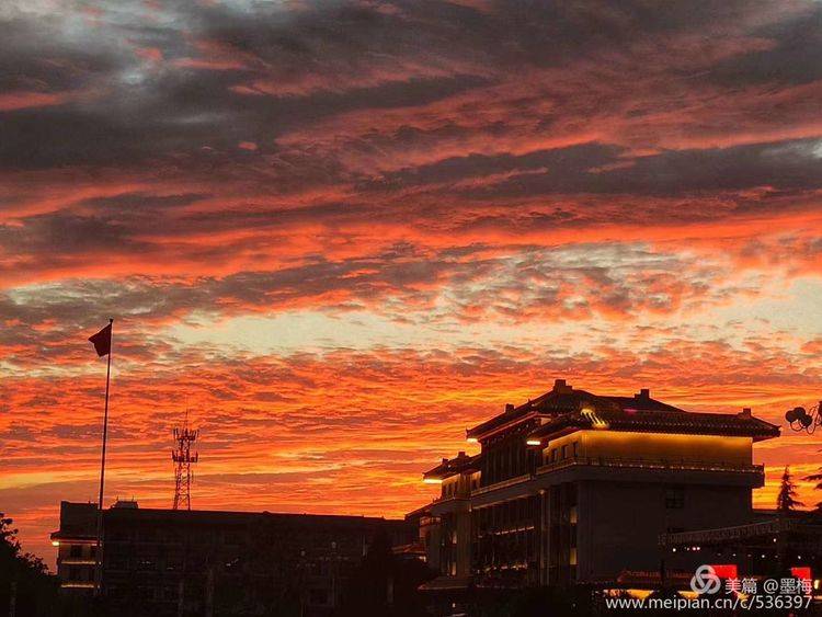 双彩虹映照下的绝美风景，洛阳奇特天象百年不遇