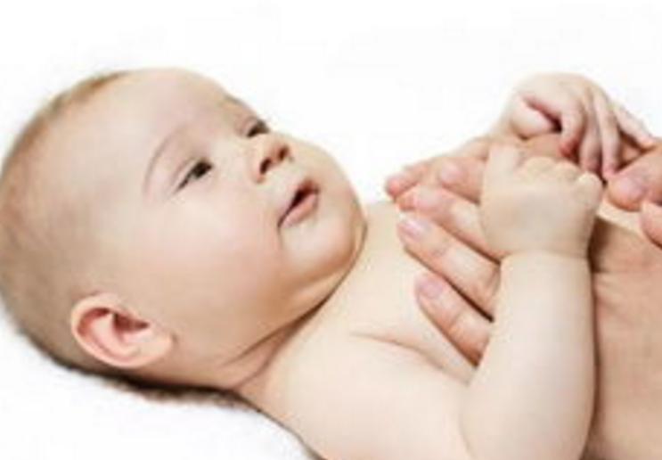 婴儿触摸皮肤法注意事项,宝宝身上有几个地方不能碰