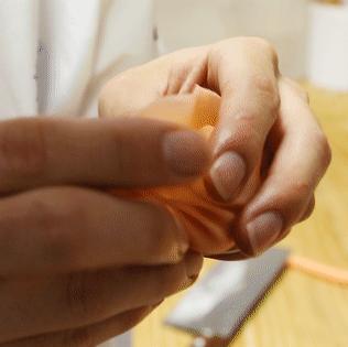 穿越80年代怀旧茶室！专卖TVB里的老港味，最低10元一件