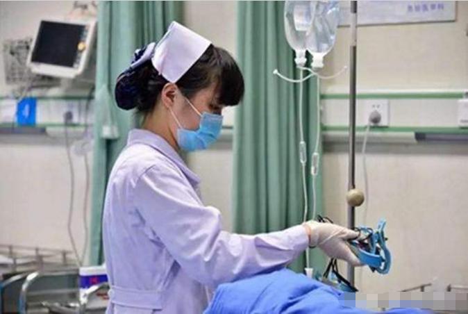 护士一个月工资7000以上,护士工资一般多少钱一个月