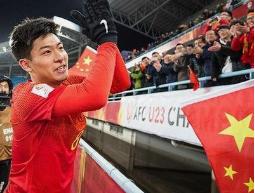 何超租借费用,何超年薪多少钱