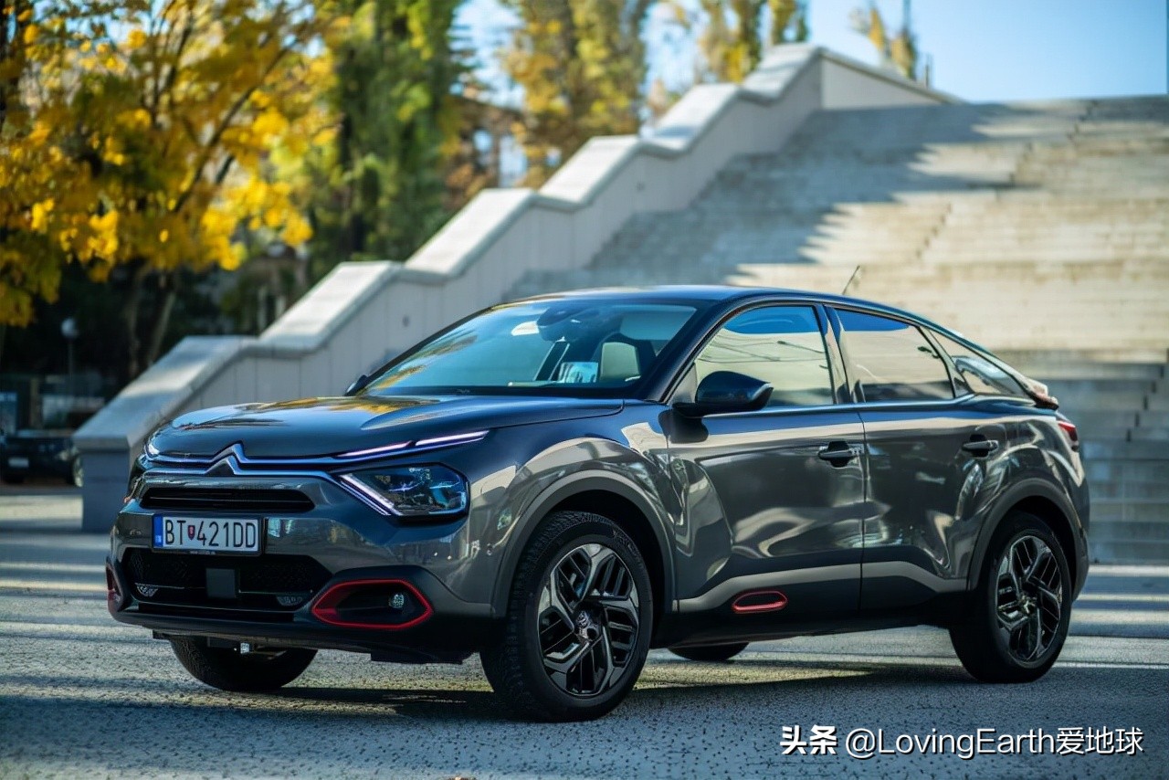 雪铁龙云逸c4试驾视频,法国车的特点