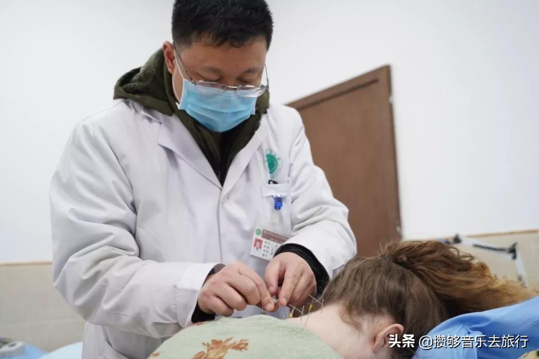 开诊了！彭山区中医医院新院区，首日运行顺利