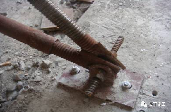 铝模板外模的施工方法,铝模与木模板的区别是什么