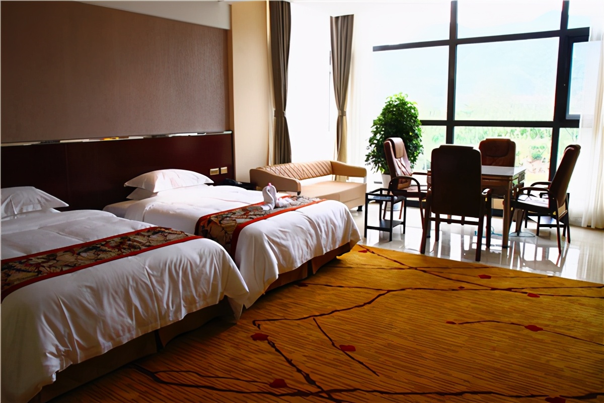 太白山艾兰温泉国际酒店,太白山凤凰温泉酒店住宿