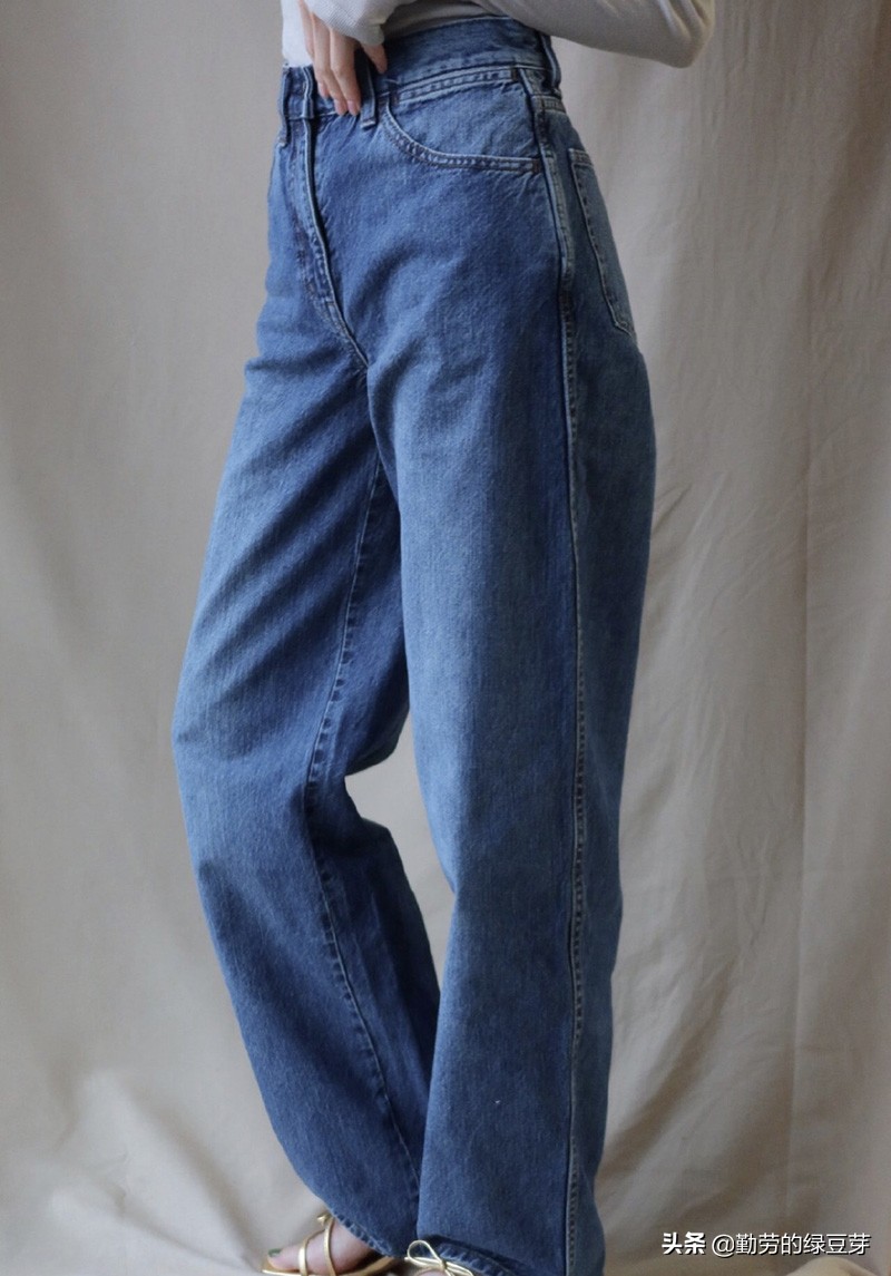 春夏秋冬服装搭配合集,春夏服装搭配总结