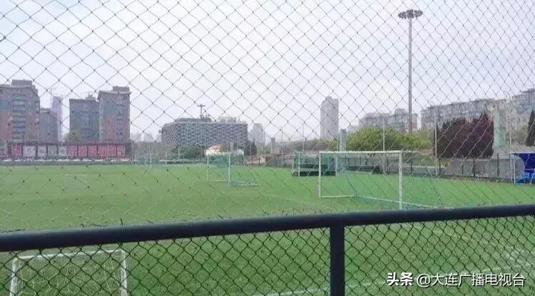 奥林匹克几点就不能进了,奥林匹克踢球