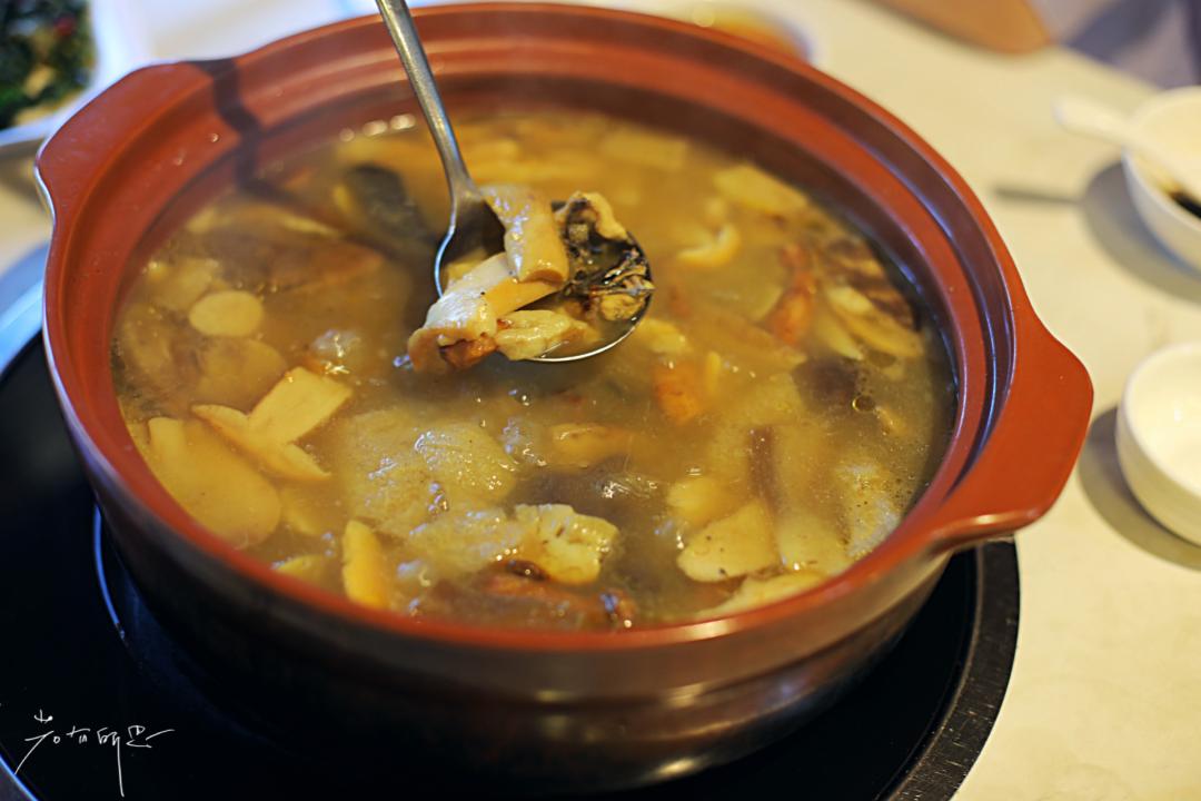 云南大理古城逛吃,大理好吃的特产哪里买最便宜