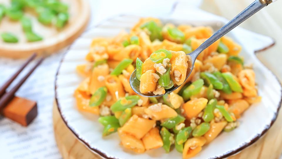 宝宝要避开什么食物 (12种宝宝禁忌食物家长要谨记)