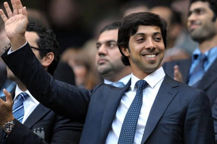 曼城遭遇首败仍领跑,曼城罚下去一个人四球逆转