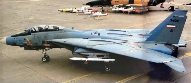 f-4重型舰载战斗机,f-14战斗机模型会飞的