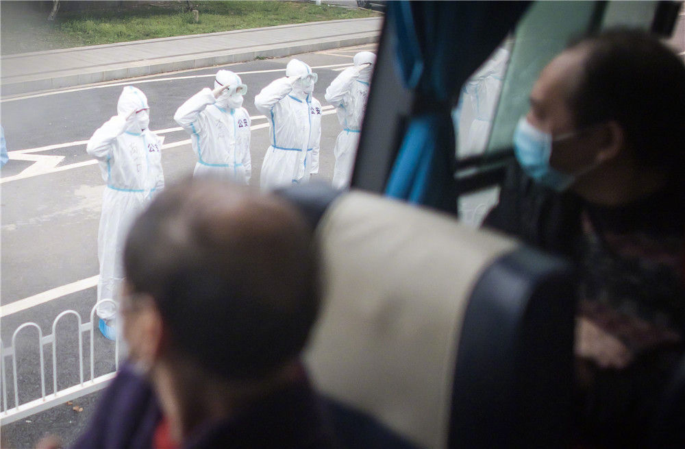 从疫情中奋起在磨难中成长,疫战凝聚中华民族磅礴力量