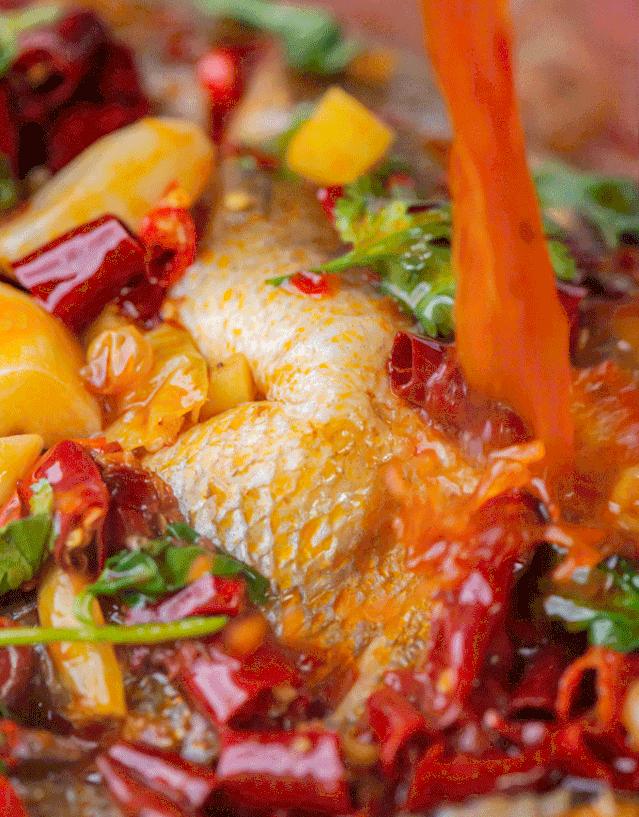 一年能卖出300万串羊肉串,摆摊卖羊肉串一年赚500万