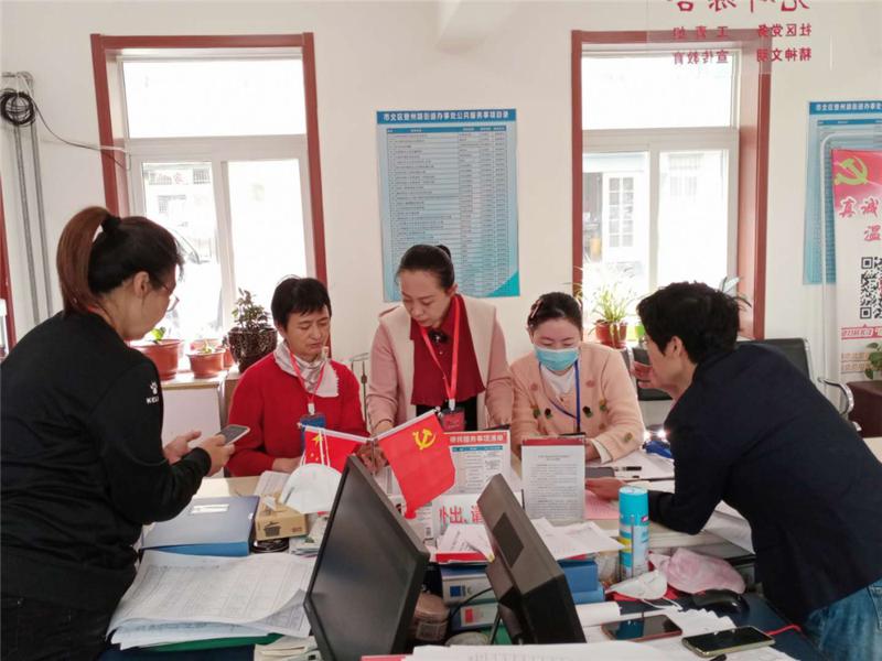 青岛七人普“两员”风采展——平凡岗位上的最美乐章