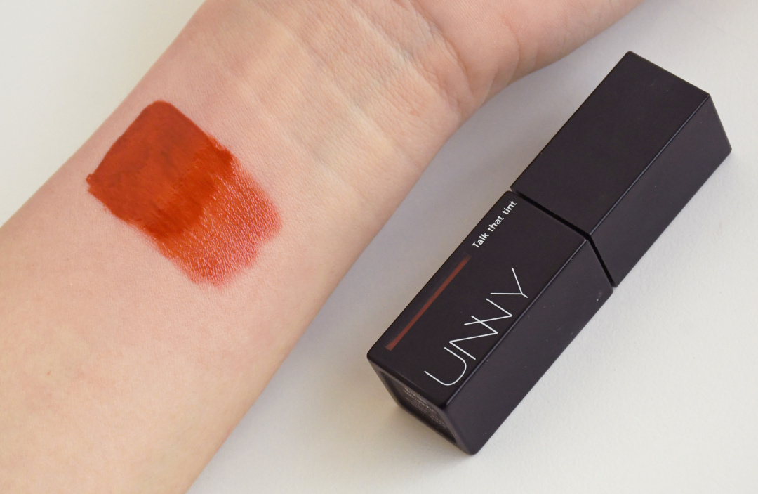 平价花西子口红试色测评,好用的平价口红测评遮唇色