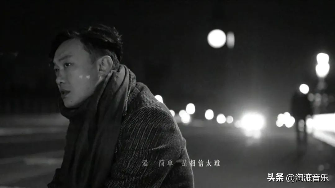 陈奕迅身体有什么缺陷,陈奕迅很怪的歌名