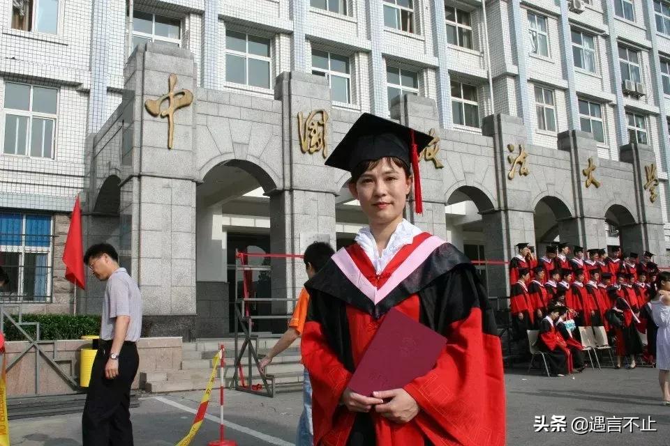 55岁再嫁豪门，命硬克夫、厉害难惹，什么样的女人活成了传奇