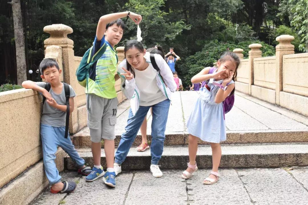 当朋友跟你开玩笑时你该怎么做,如果朋友误会你了该怎么做