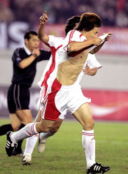 中国足坛目前十大球星排名,现今足坛十大后卫排名