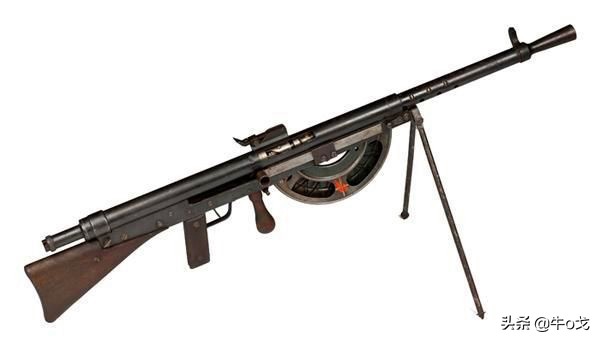 轻机枪和重机枪的区别,轻机枪和重机枪的区别在哪