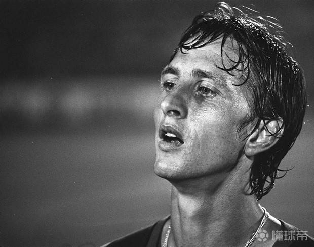 足坛教父级别人物,足球教父的观念