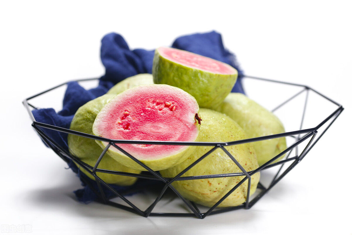 红肉芭乐是什么口感,芭乐有白肉和红肉的吗