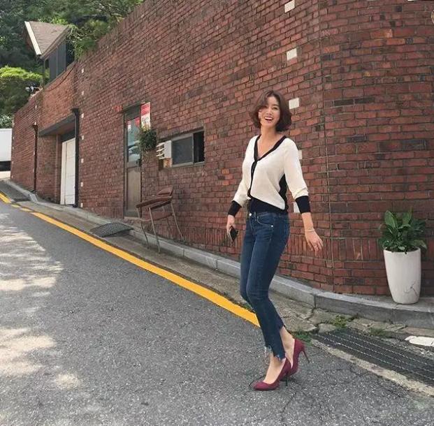 李敏镐现实中的妈妈近照曝光,李敏镐和妈妈的照片