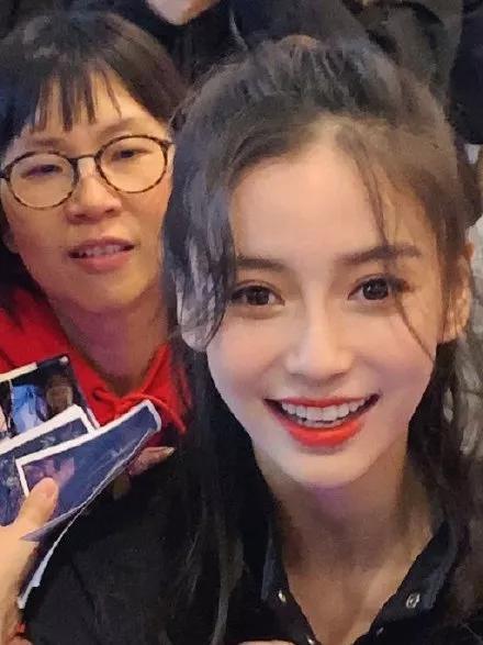 林允美白秘籍是坚抹身体乳！评测英皇室百年牌子身体乳有多好用？