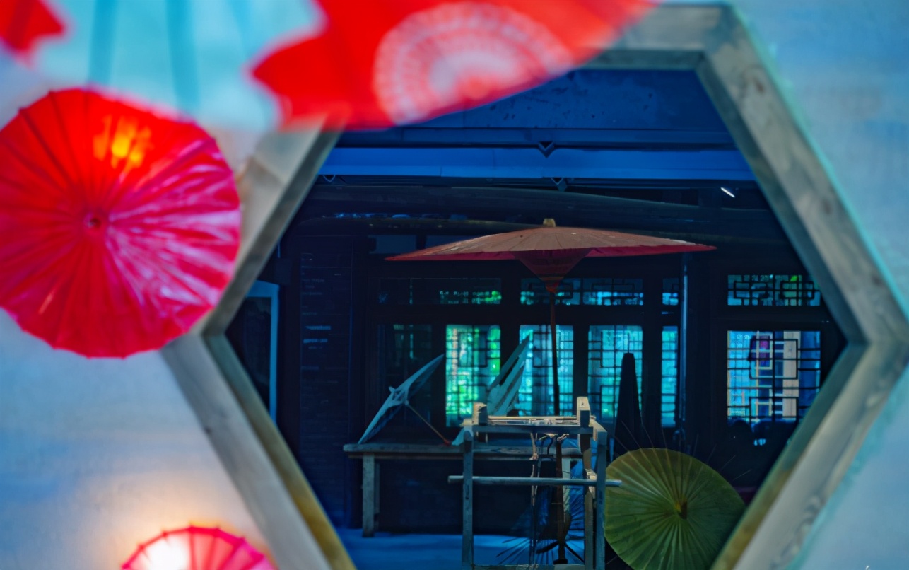 成都周榜：全球首个6G试验卫星电子科技大学号发射成功