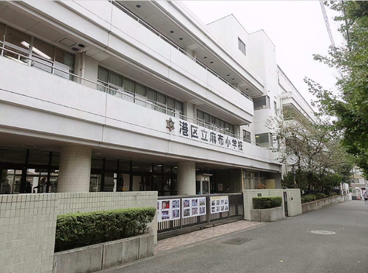 坐拥六本木都市核心，尽享时尚便利生活