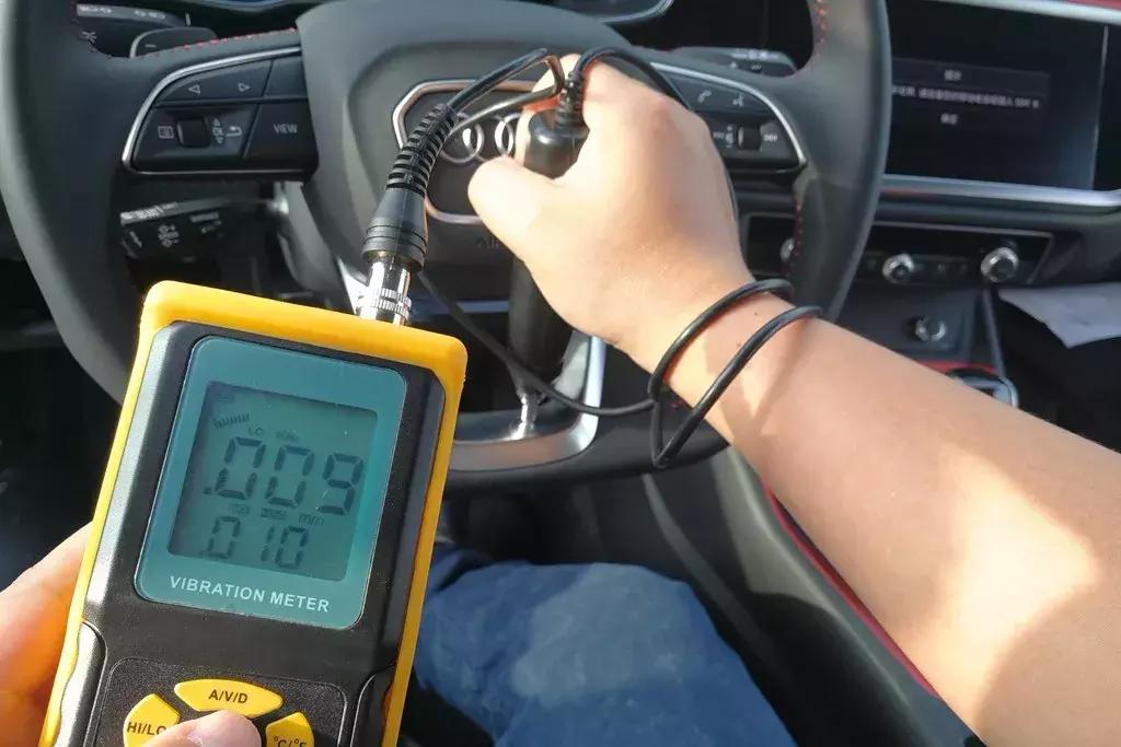 2020奥迪q3q5哪个性价比高,q3q5奥迪2023款落地价