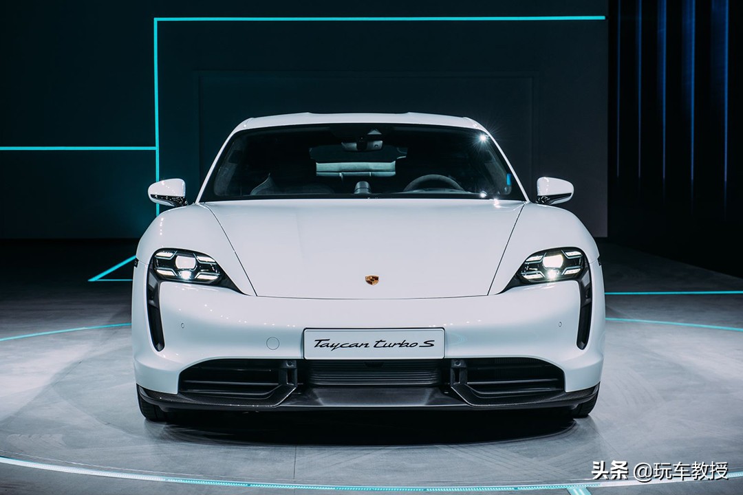 taycan保时捷让超跑进入电动时代,保时捷电动taycan4s报价